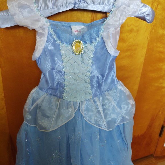 Cinderella Disney Dress - Picture 1 of 3